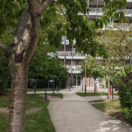 Lägenhet Lumineux 31m2 - Terrasse - Acces Rapide Paris Issy-les-Moulineaux