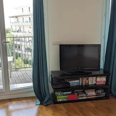 Lägenhet Lumineux 31m2 - Terrasse - Acces Rapide Paris *