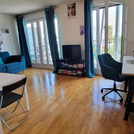 Lumineux 31m2 - Terrasse - Acces Rapide Paris Lägenhet