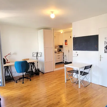 公寓 Studio Lumineux Avec Terrasse Et Parking - Acces Rapide Porte De Versailles
