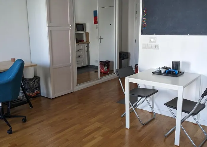 Apartman Lumineux 31m2 - Terrasse - Acces Rapide Paris Issy-les-Moulineaux